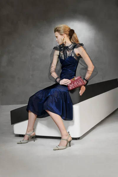 Look 27